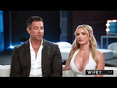 WIFEY Bride Danielle Renae Gets Stretched Out In 5-BBC Gangbang While Hubby Watches